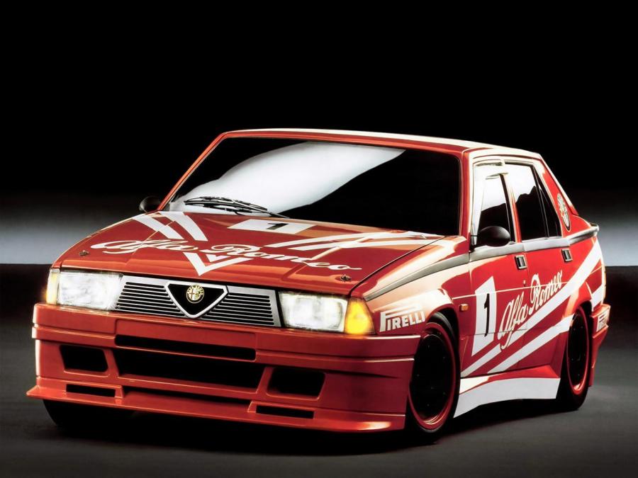  Alfa Romeo 75 1.8 Turbo Superturismo A1 (162B) 1987 года  (фото 1 из 4)
